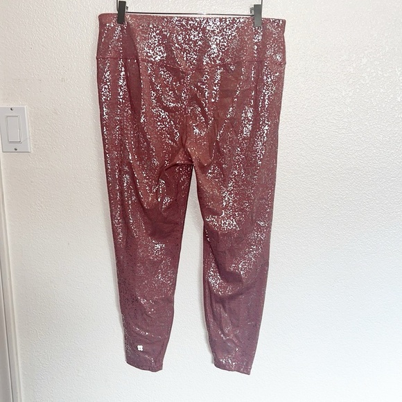Sweaty Betty 7/8 Disco Metallic Pink Silver Leggings - Picture 5 of 9